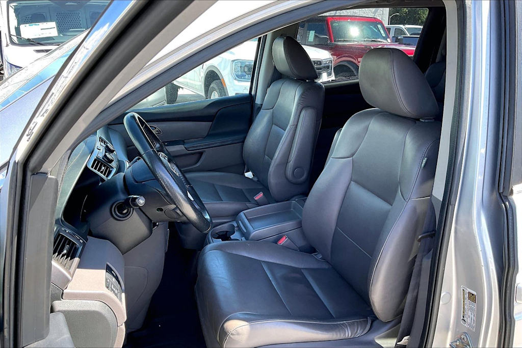 Thumbnail: 2015 Honda Odyssey - 11