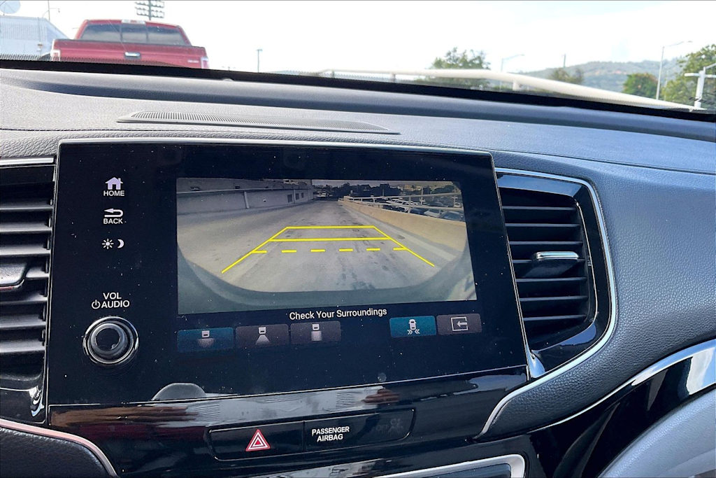 Thumbnail: 2019 Honda Pilot - 25