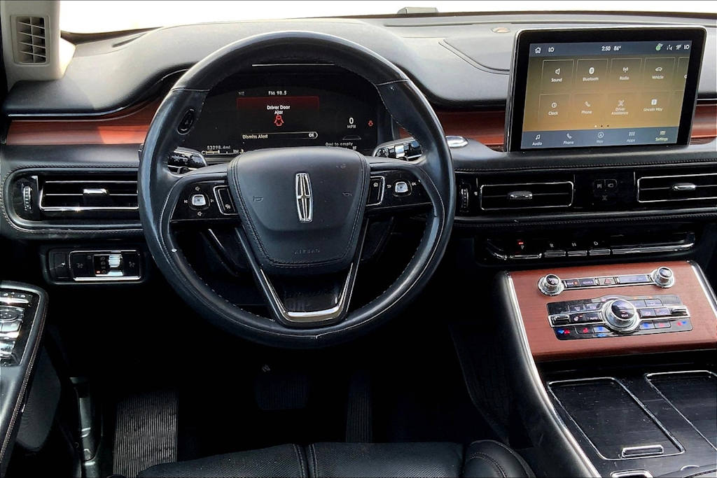 Thumbnail: 2022 Lincoln Aviator - 14