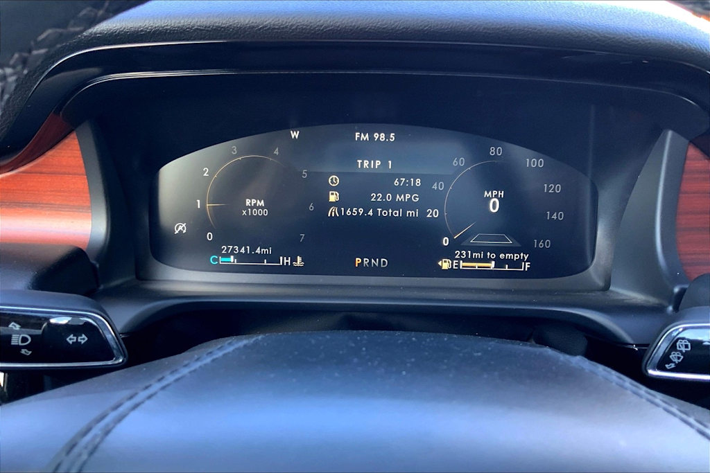 Thumbnail: 2022 Lincoln Aviator - 18