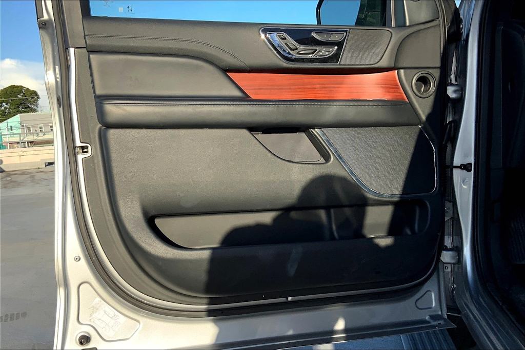 2021 Lincoln Navigator Reserve 27