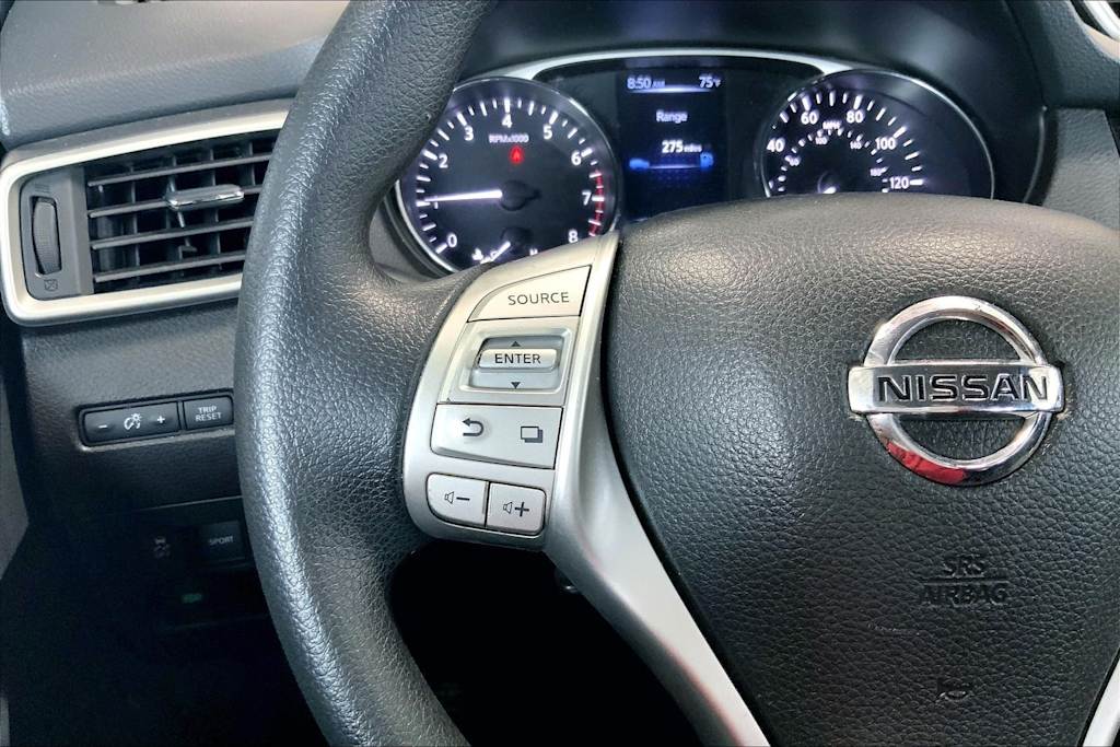 Thumbnail: 2016 Nissan Rogue - 24