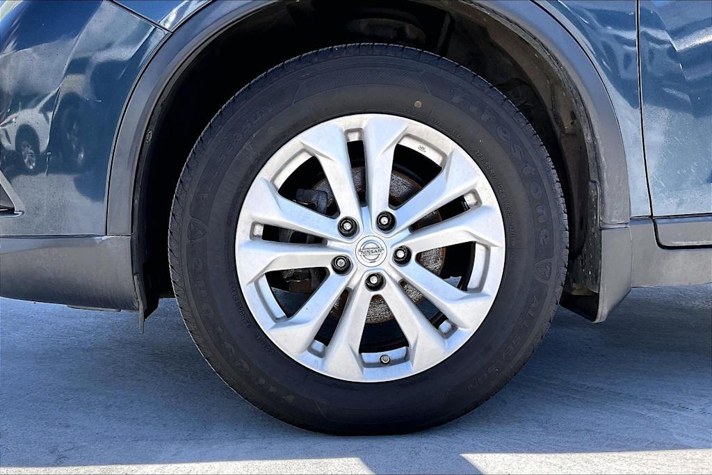 Thumbnail: 2016 Nissan Rogue - 8