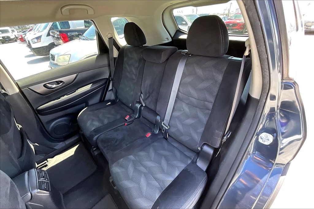 Thumbnail: 2016 Nissan Rogue - 29