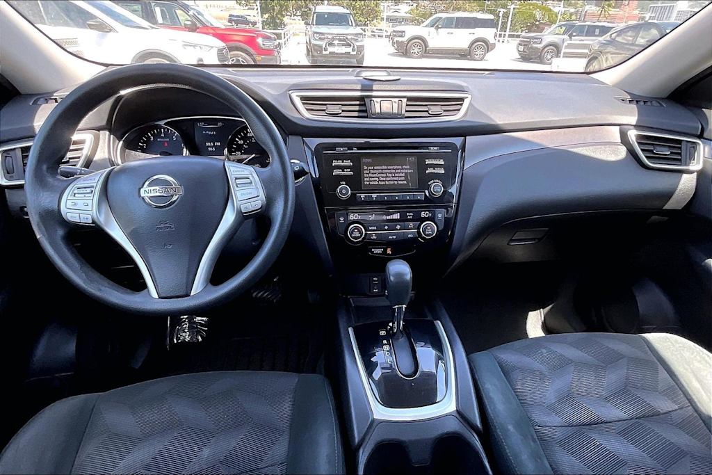 Thumbnail: 2016 Nissan Rogue - 10