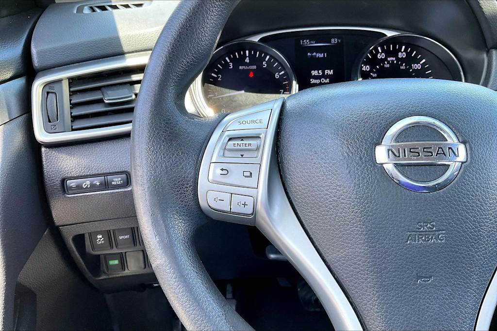 Thumbnail: 2016 Nissan Rogue - 24
