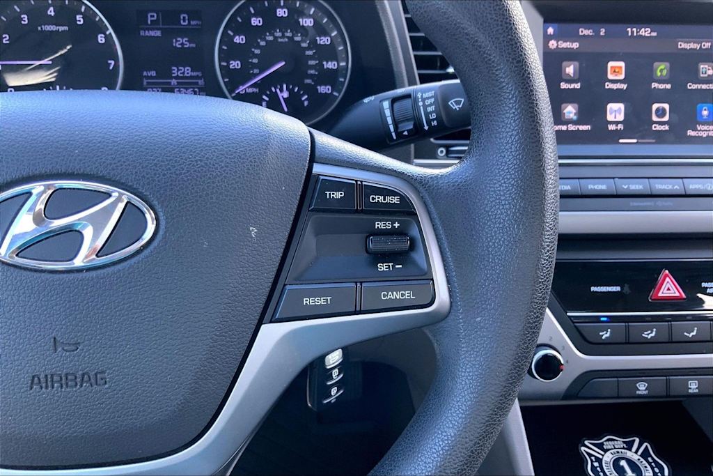 Thumbnail: 2017 Hyundai Elantra - 25