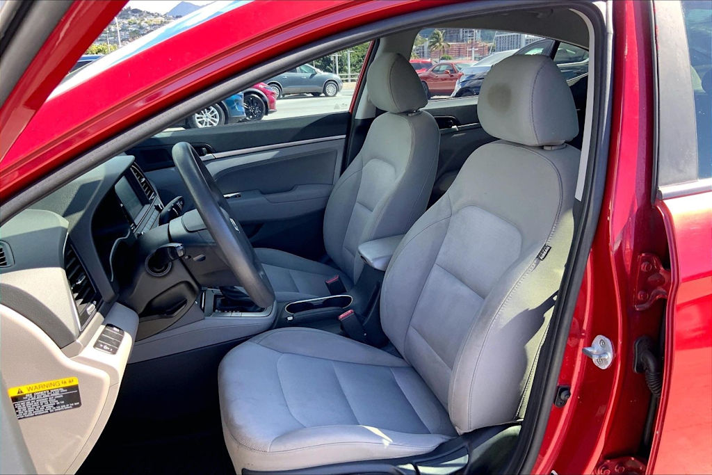 Thumbnail: 2017 Hyundai Elantra - 11