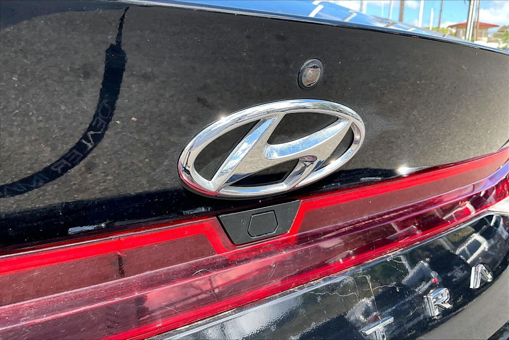 Thumbnail: 2022 Hyundai Elantra - 7
