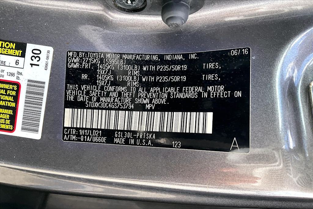 Thumbnail: 2016 Toyota Sienna - 20