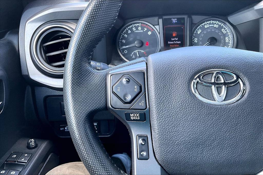 Thumbnail: 2020 Toyota Tacoma - 24