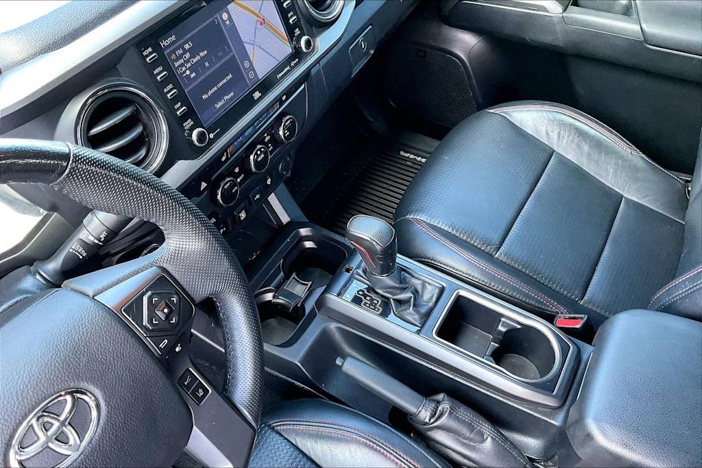 Thumbnail: 2020 Toyota Tacoma - 16