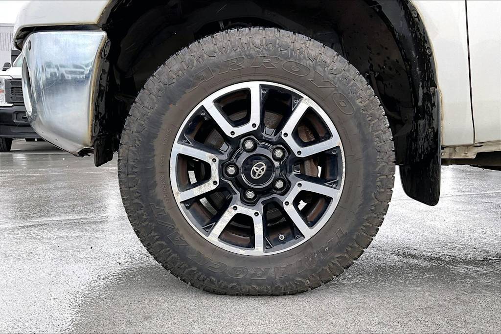 Thumbnail: 2011 Toyota Tundra - 7