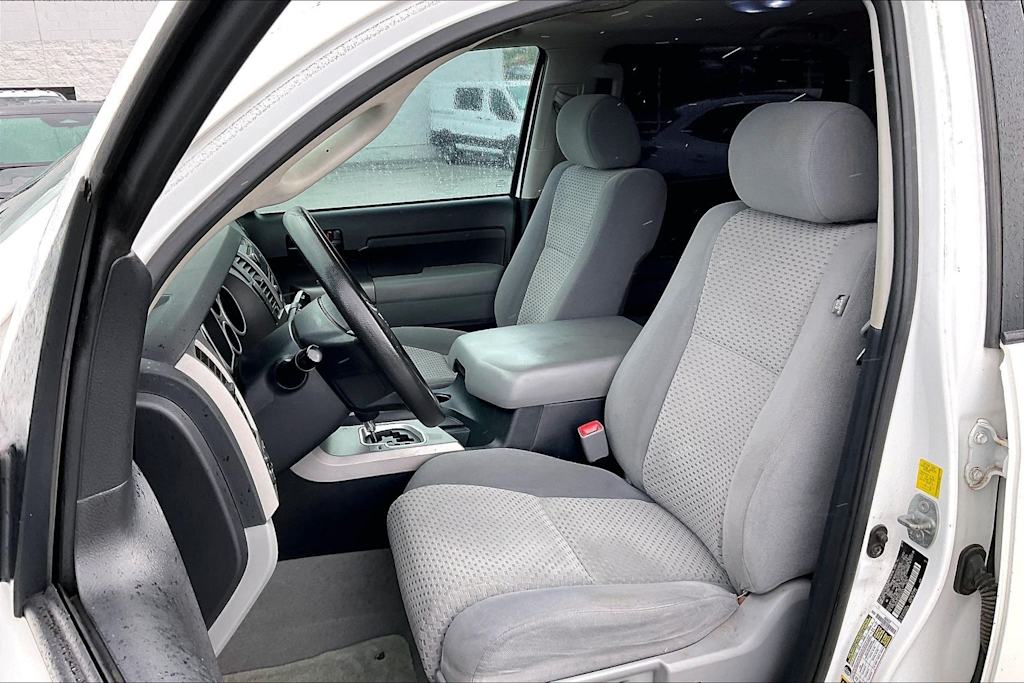 Thumbnail: 2011 Toyota Tundra - 10