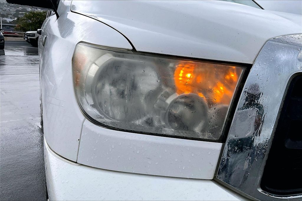 Thumbnail: 2011 Toyota Tundra - 31