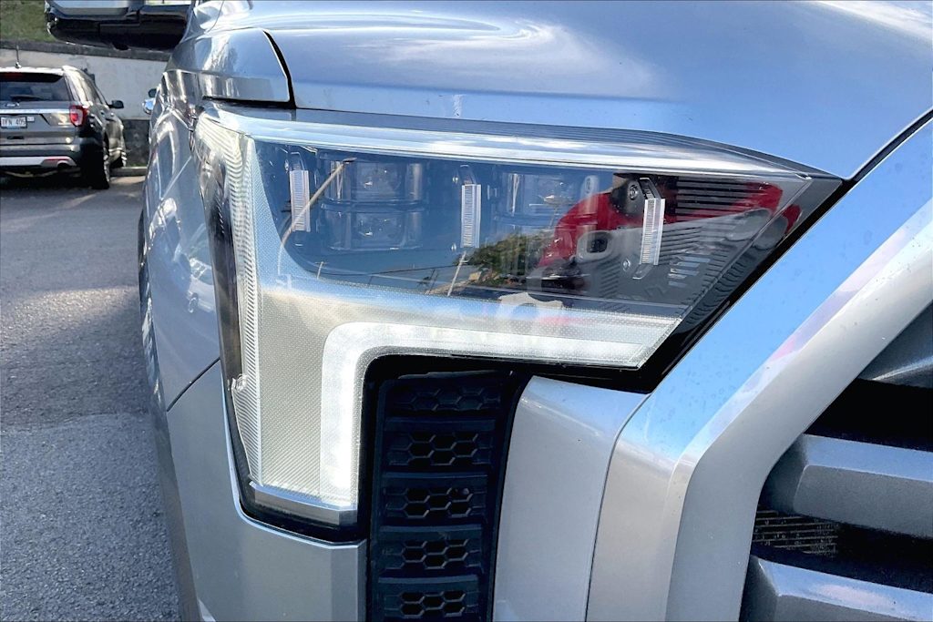 Thumbnail: 2023 Toyota Tundra - 31