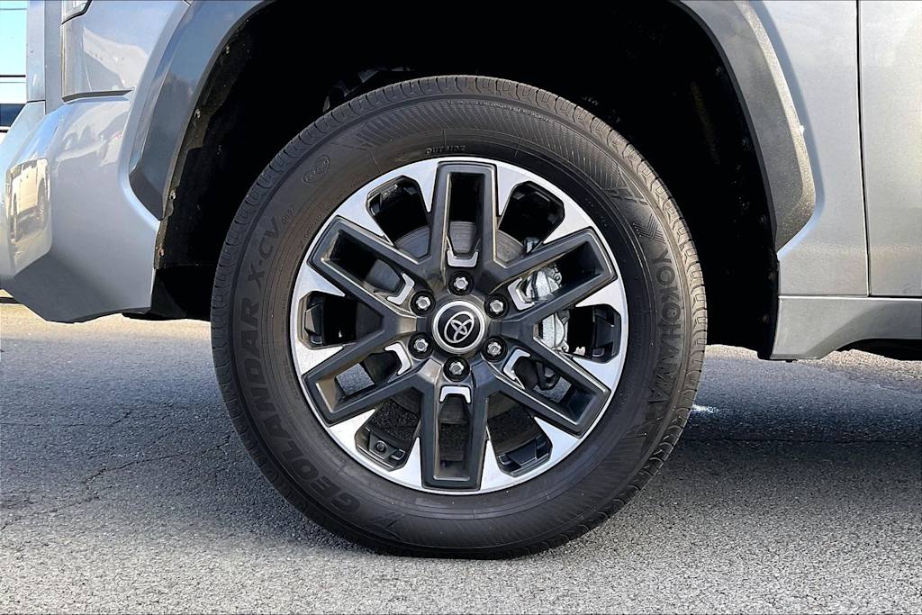 Thumbnail: 2023 Toyota Tundra - 8