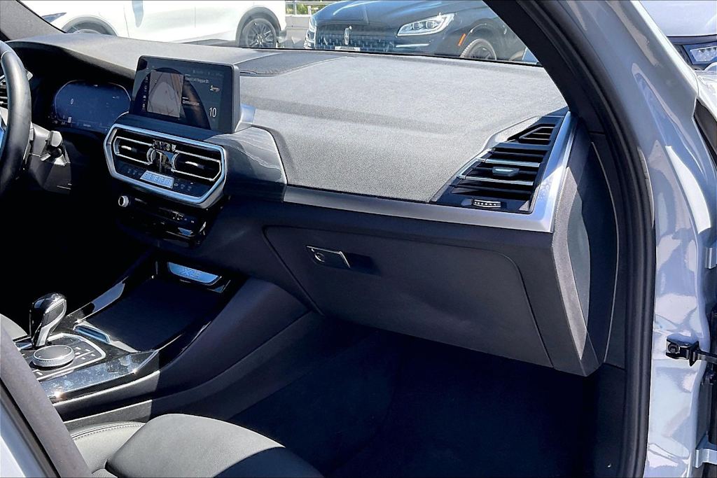 Thumbnail: 2024 BMW X3 - 23