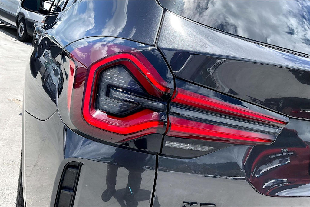 Thumbnail: 2023 BMW X3 - 32