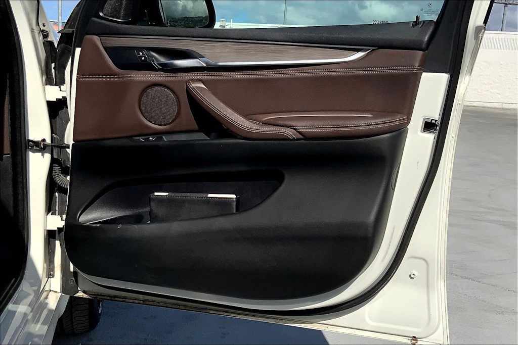 Thumbnail: 2018 BMW X5 - 28