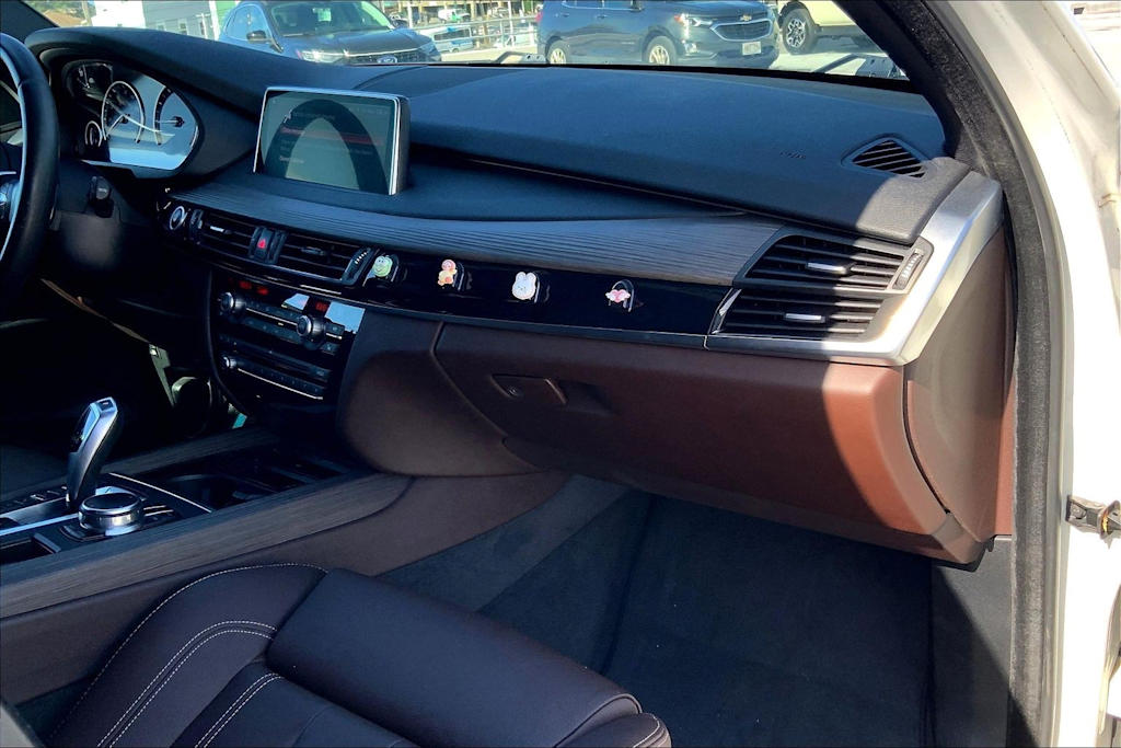 Thumbnail: 2018 BMW X5 - 15