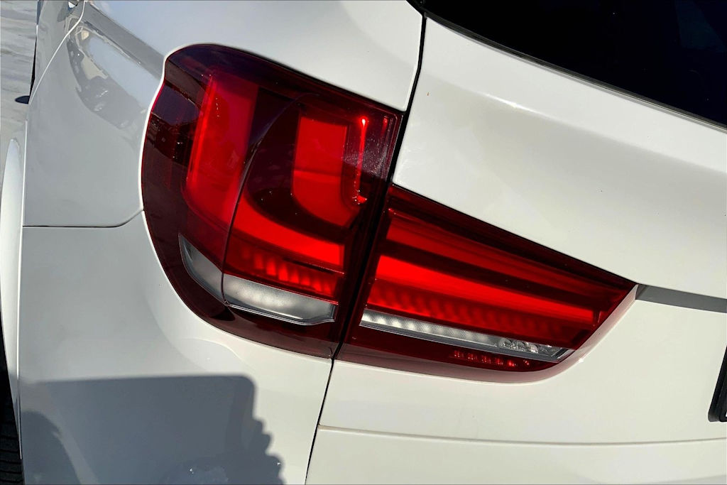 Thumbnail: 2018 BMW X5 - 32