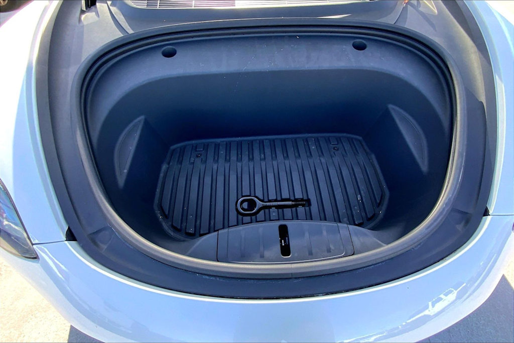 Thumbnail: 2021 Tesla Model 3 - 18