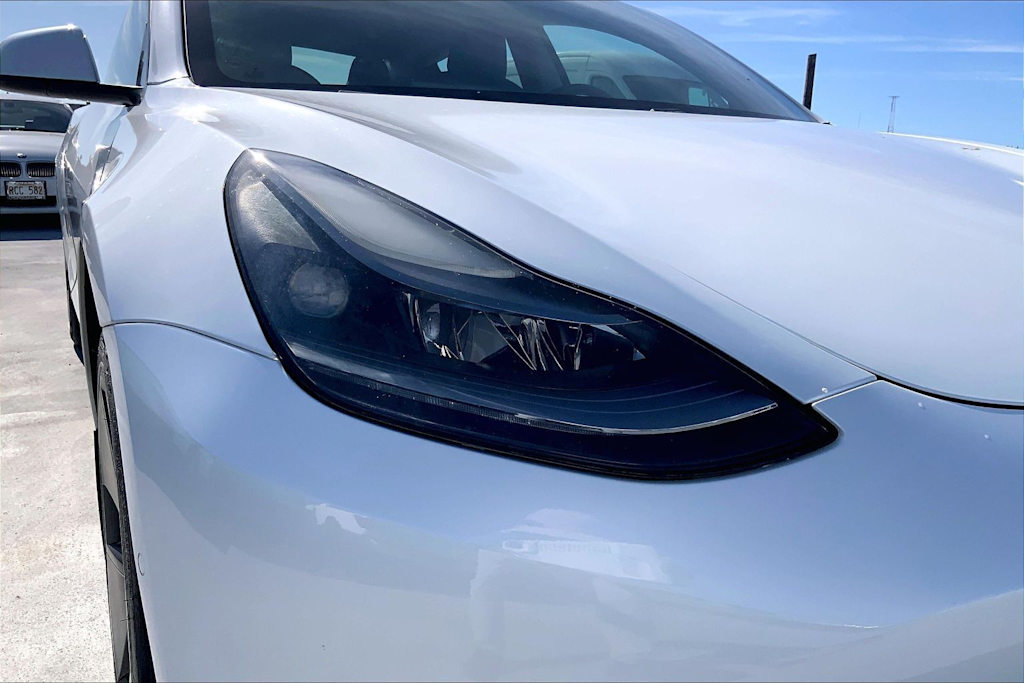 Thumbnail: 2021 Tesla Model 3 - 31