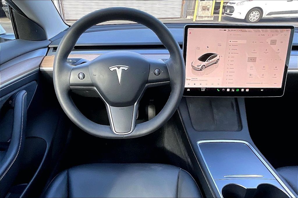 Thumbnail: 2023 Tesla Model 3 - 13