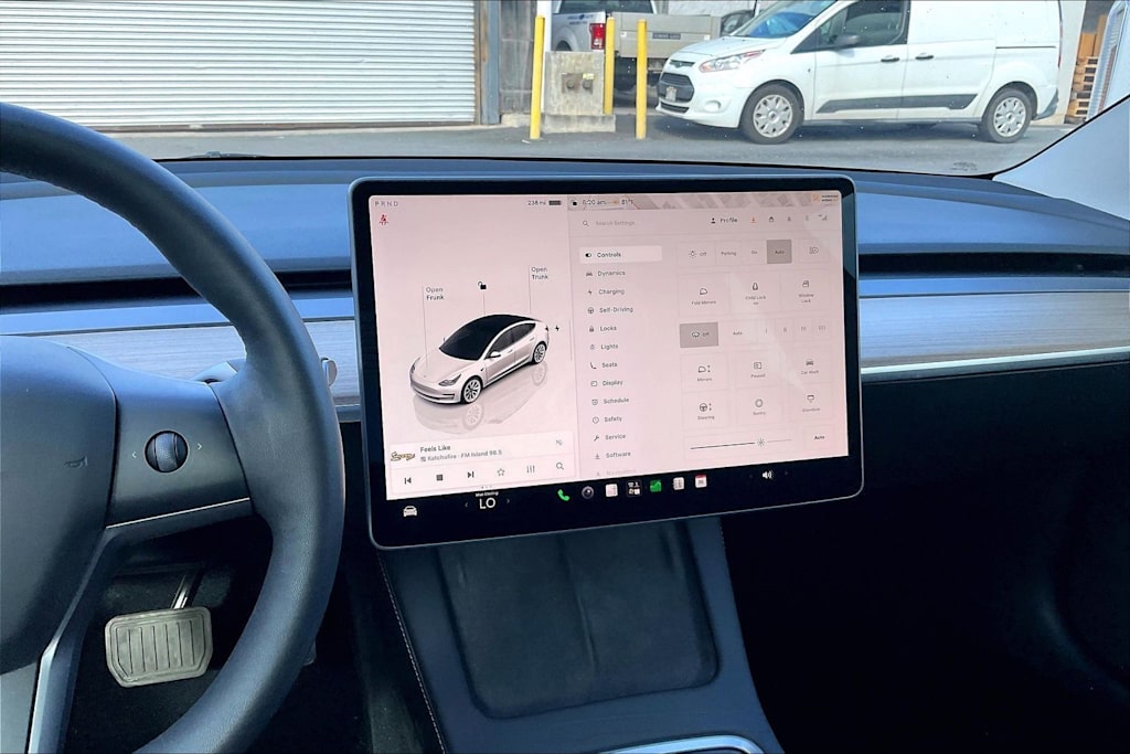 Thumbnail: 2023 Tesla Model 3 - 15
