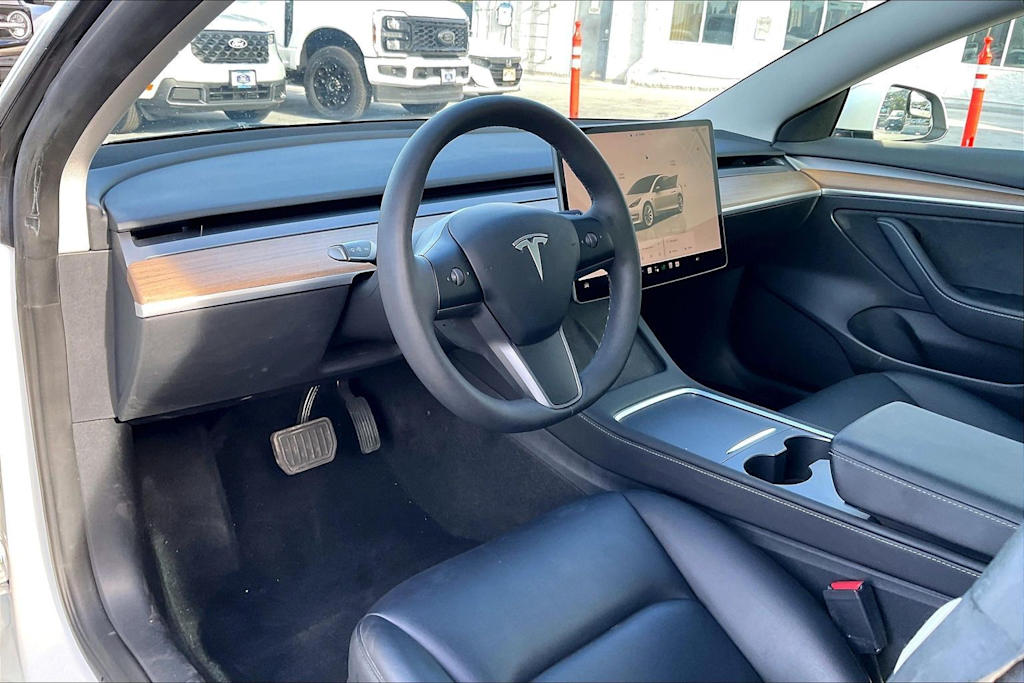 Thumbnail: 2023 Tesla Model 3 - 2