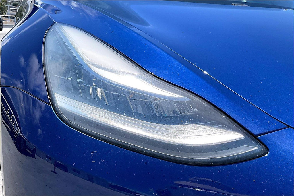 Thumbnail: 2020 Tesla Model 3 - 31