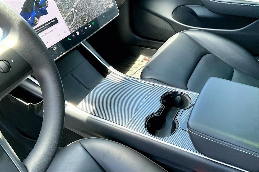 Thumbnail: 2020 Tesla Model 3 - 15