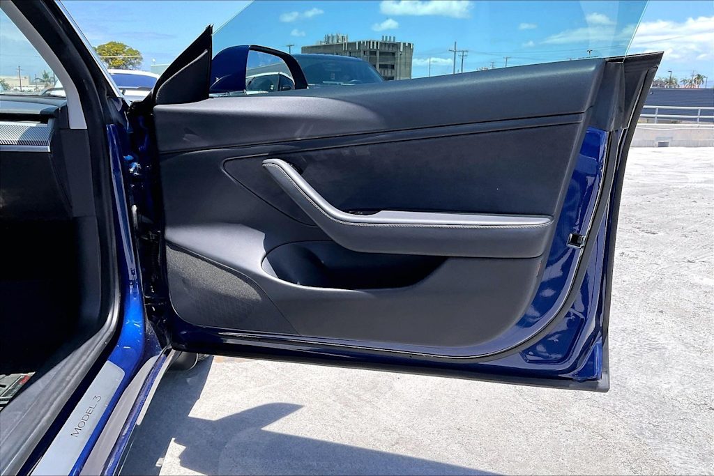 Thumbnail: 2020 Tesla Model 3 - 28