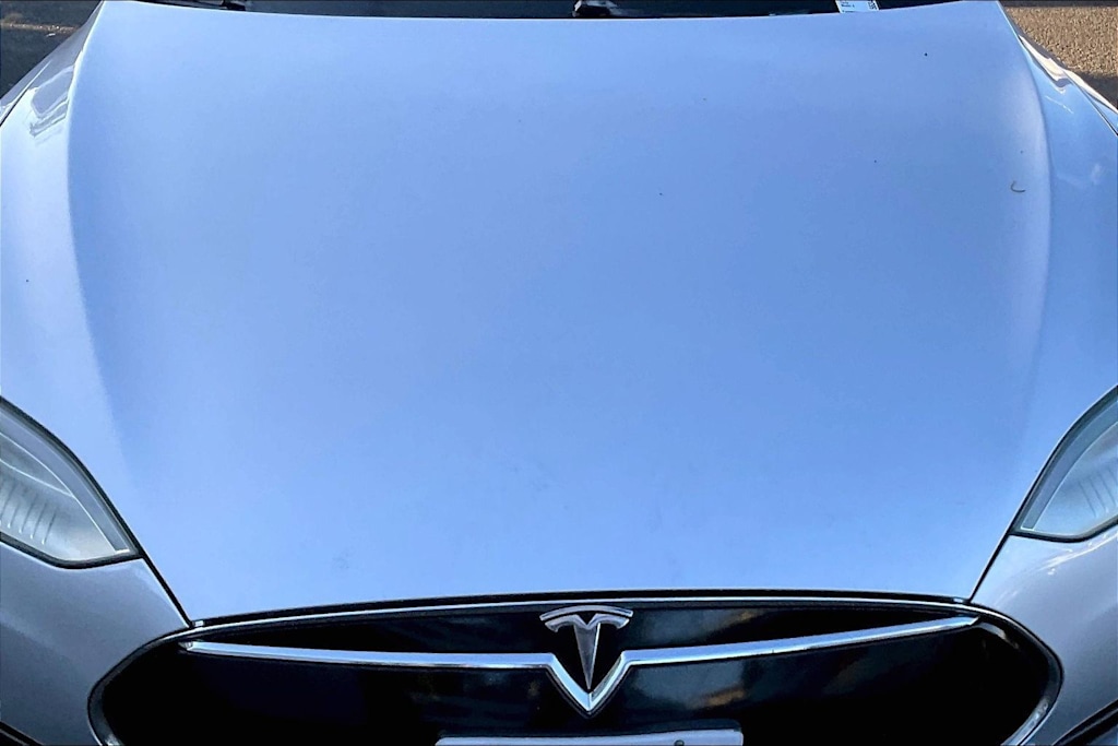 Thumbnail: 2016 Tesla Model S - 19