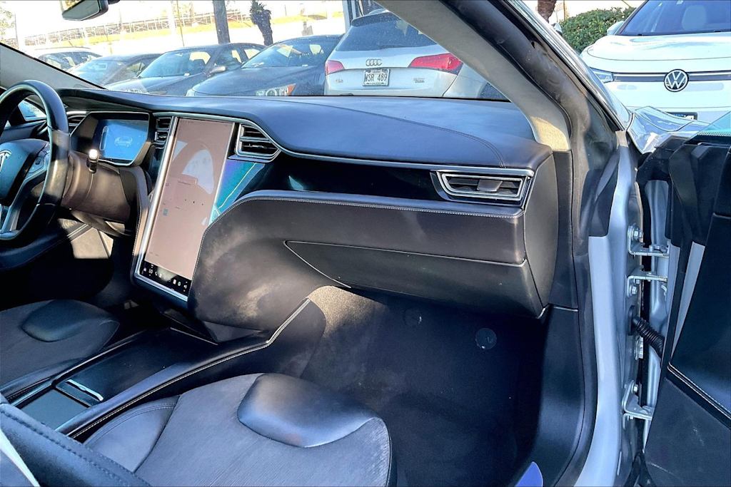 Thumbnail: 2016 Tesla Model S - 24