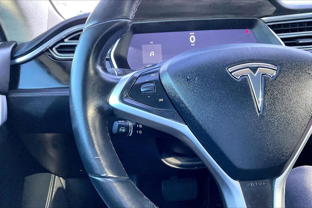 Thumbnail: 2016 Tesla Model S - 25