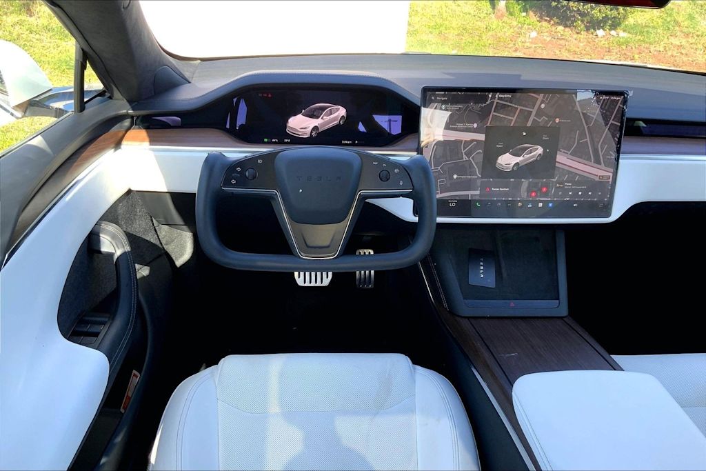 Thumbnail: 2022 Tesla Model S - 13