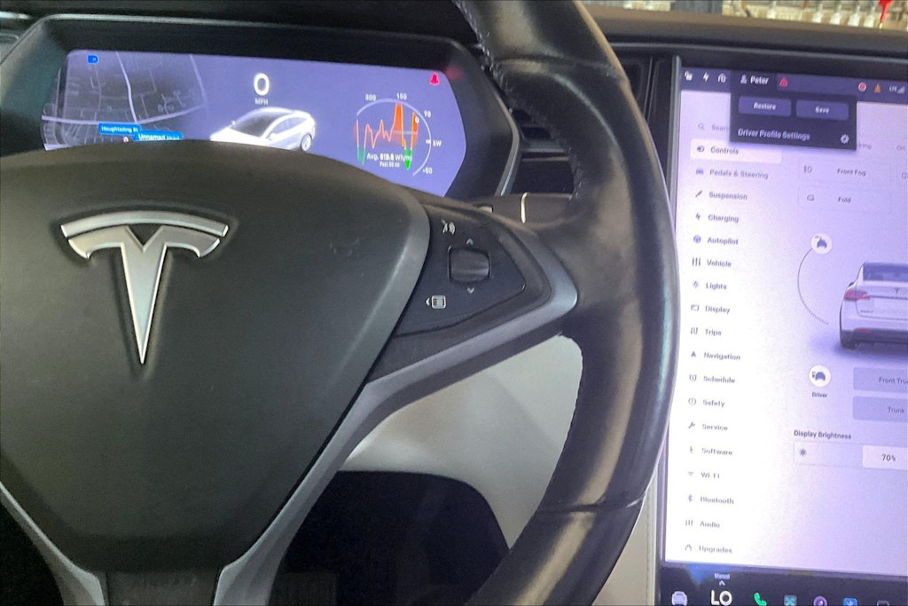 Thumbnail: 2020 Tesla Model X - 25