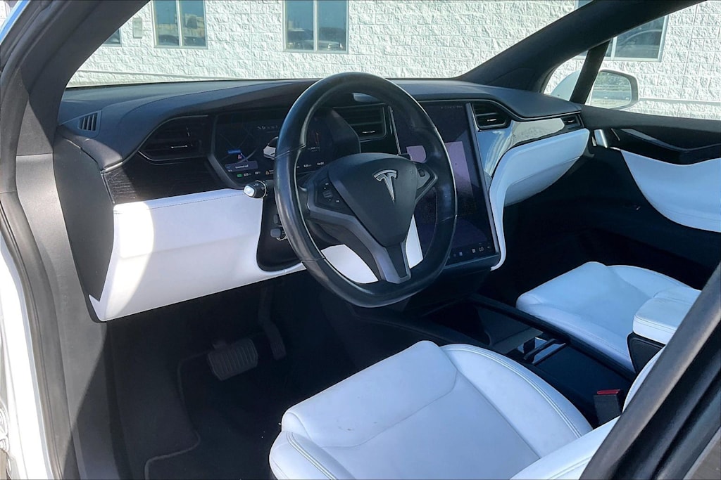 Thumbnail: 2020 Tesla Model X - 2