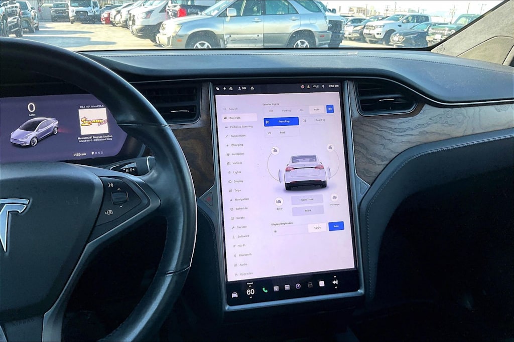 Thumbnail: 2020 Tesla Model X - 13