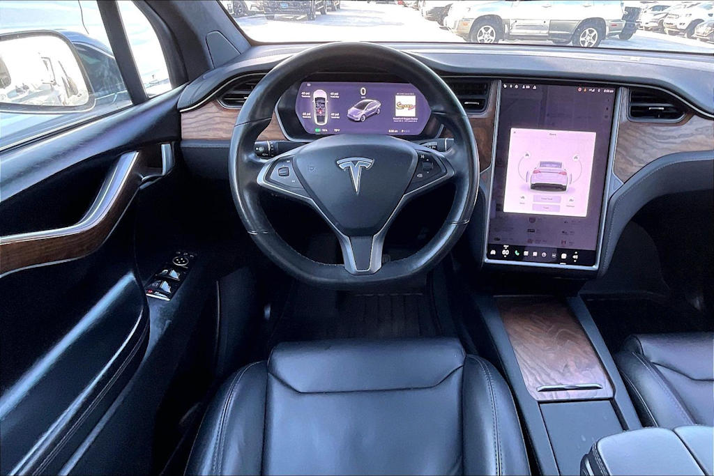 Thumbnail: 2020 Tesla Model X - 12
