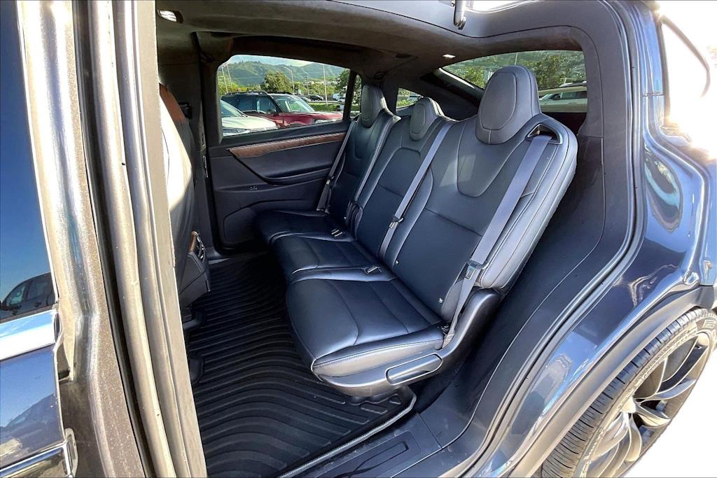 Thumbnail: 2020 Tesla Model X - 29