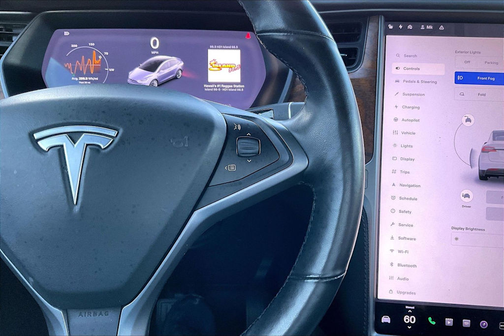 Thumbnail: 2020 Tesla Model X - 25