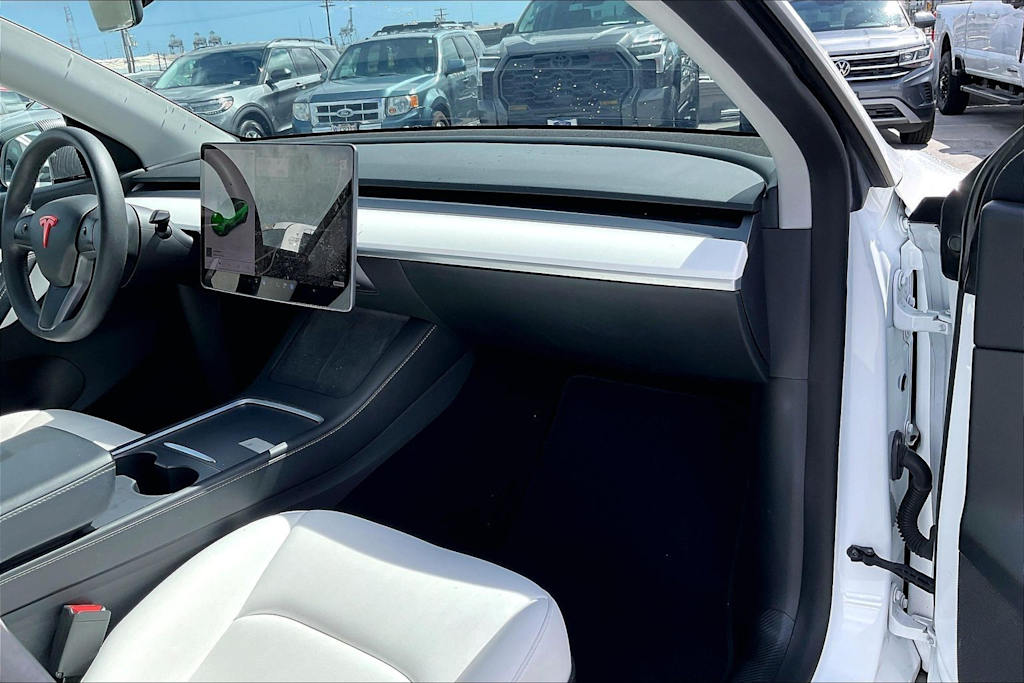Thumbnail: 2021 Tesla Model Y - 14