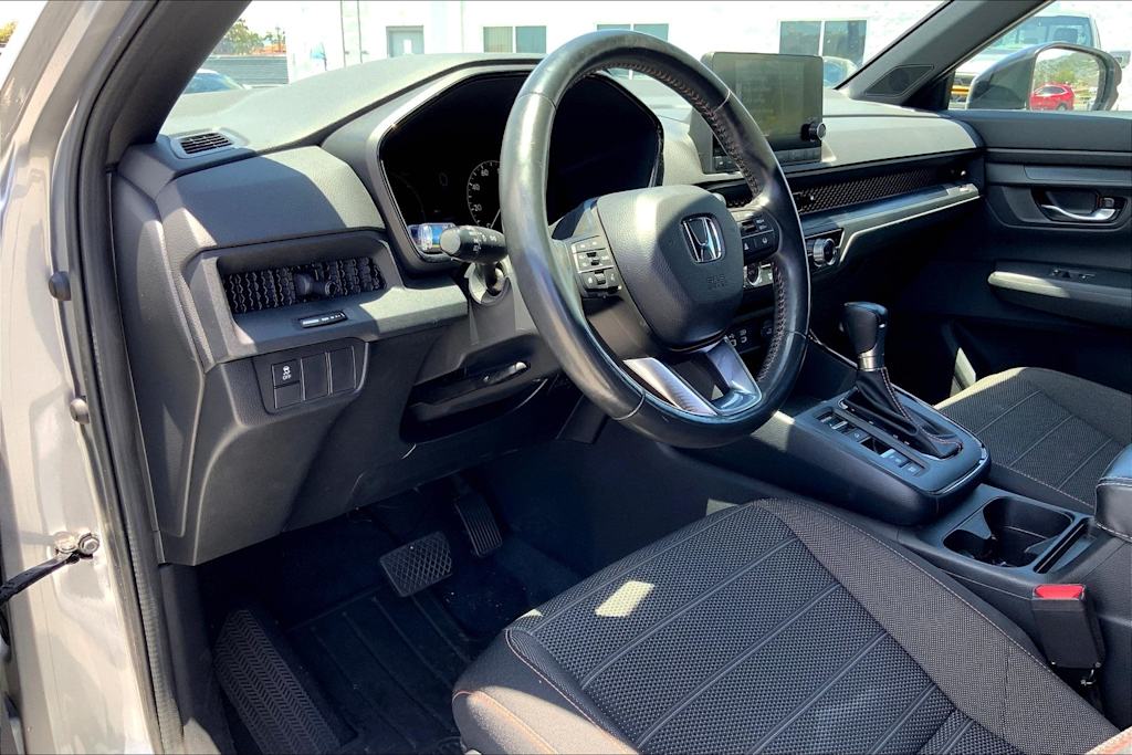 2023 Honda CR-V Sport 2