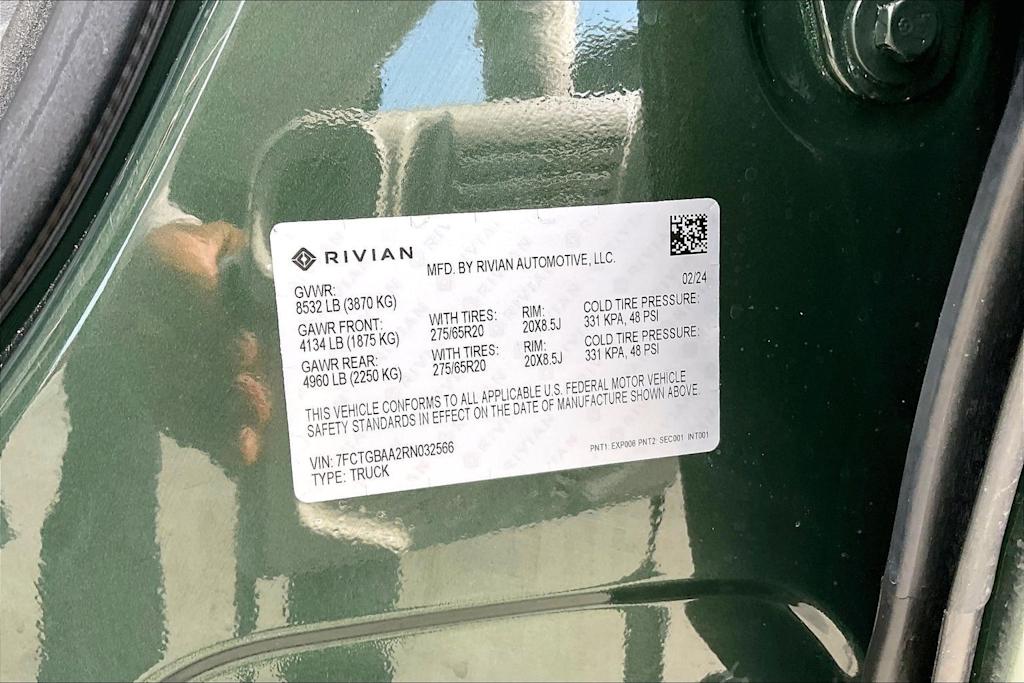 Thumbnail: 2024 Rivian R1T - 17