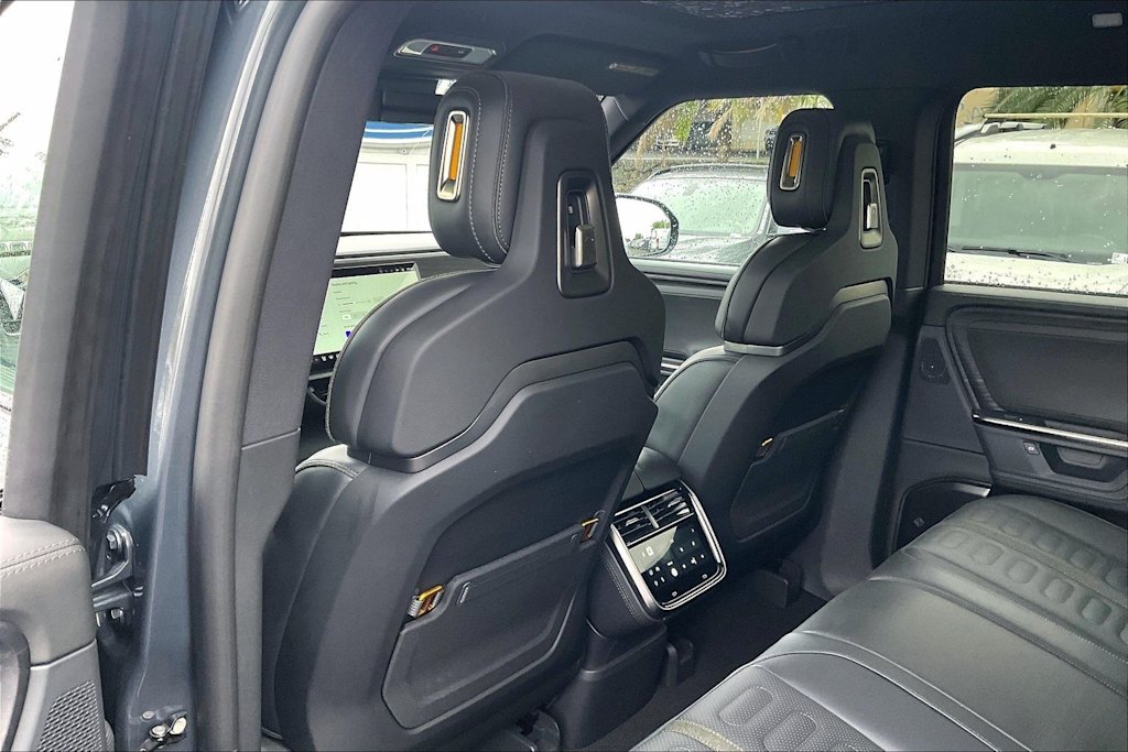 Thumbnail: 2025 Rivian R1T - 13