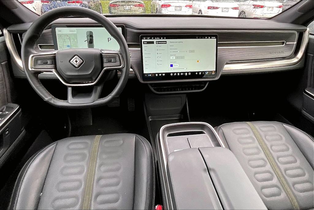 Thumbnail: 2025 Rivian R1T - 10