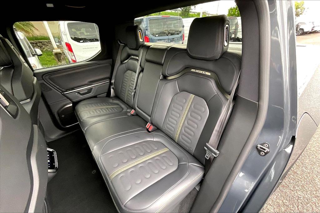 Thumbnail: 2025 Rivian R1T - 29